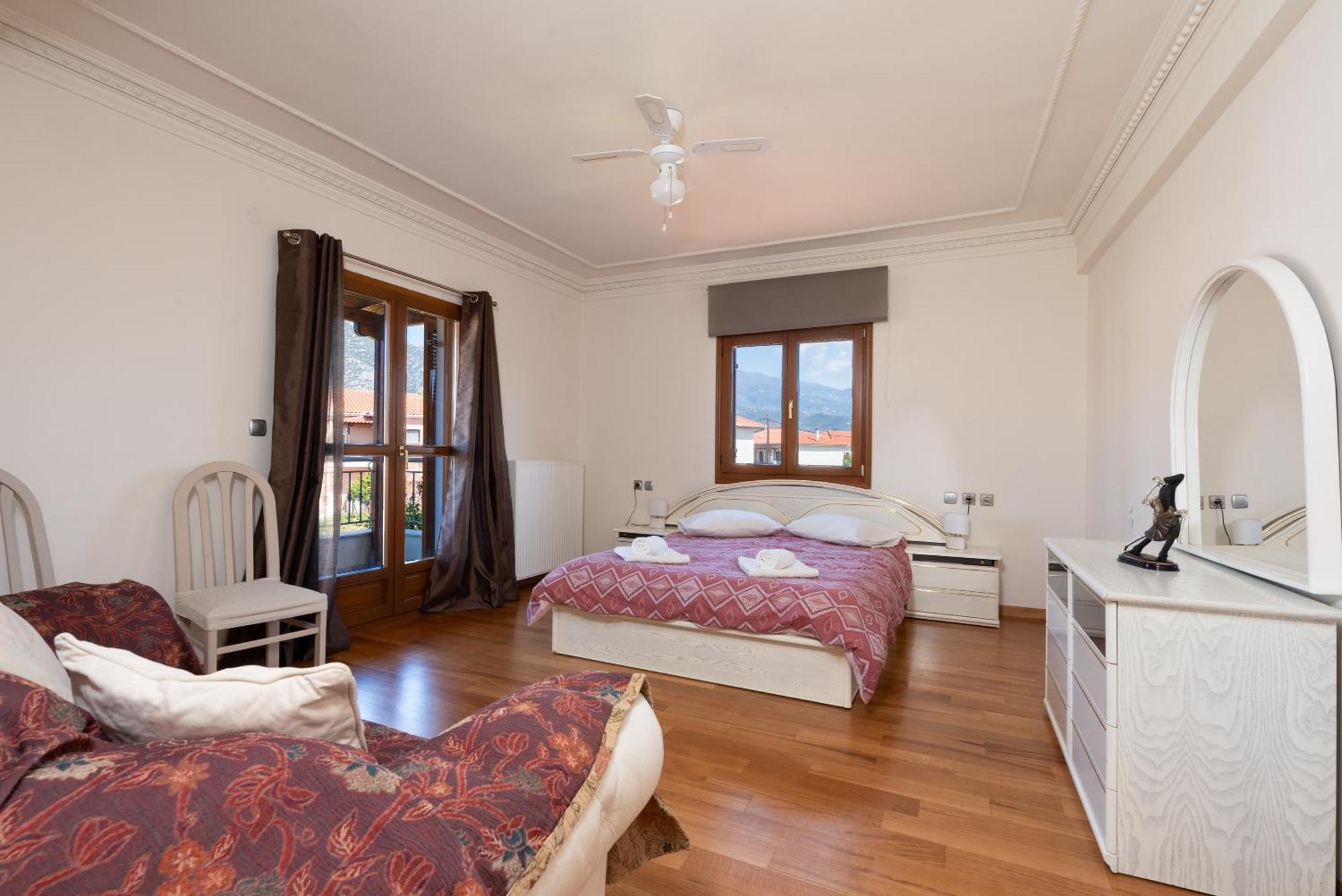 Christina'S Twin Palm Trees House Apartman Agriá Kültér fotó